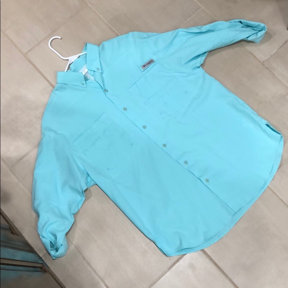 Columbia button down fishing shirt